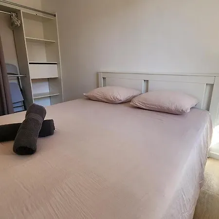 T2 Cite De L'espace -4pers - Fully Equipped Apartmán *